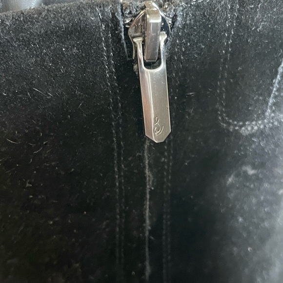 NWOB Sam Edelman Black Suede Block heeled Booties, 9M - Picture 3 of 11